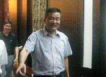 省人大常委會(huì)委員俞仲達(dá)來我公司調(diào)研