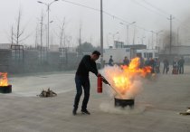 公司舉行消防演練活動(dòng)