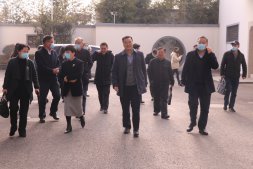 省醫(yī)保局局長林仁方一行蒞臨景岳堂開展“三服務(wù)”調(diào)研及助企“開門紅”活動